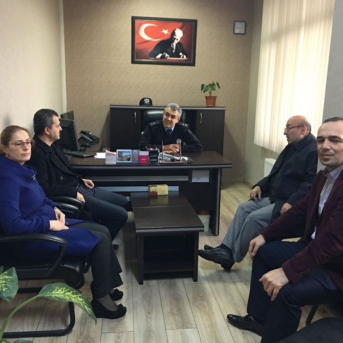 rizede-emniyet-teskilatina-destek-ziyaretleri-devam-ediyor-(1).jpg