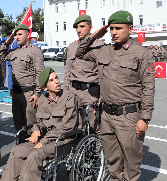 rizede-engellilerin-bir-gunluk-askerlik-heyecani-(6).jpg