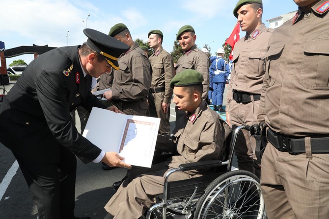 rizede-engellilerin-bir-gunluk-askerlik-heyecani-(7).jpg