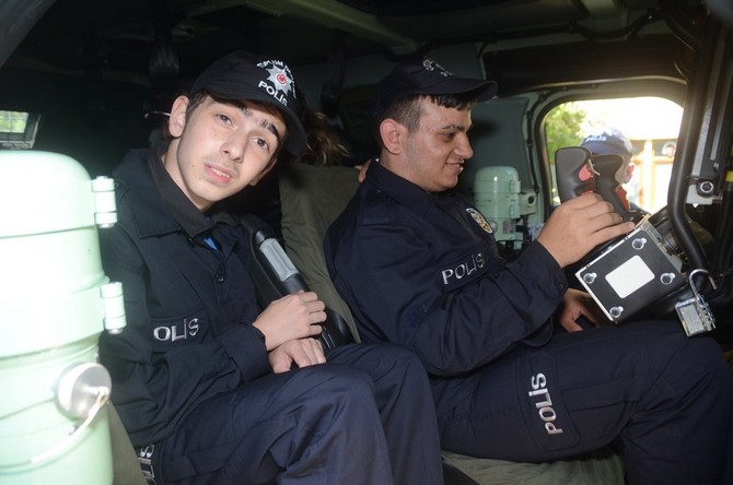 rizede-engellilerin-bir-gunluk-polislik-heyecani-(7).jpg