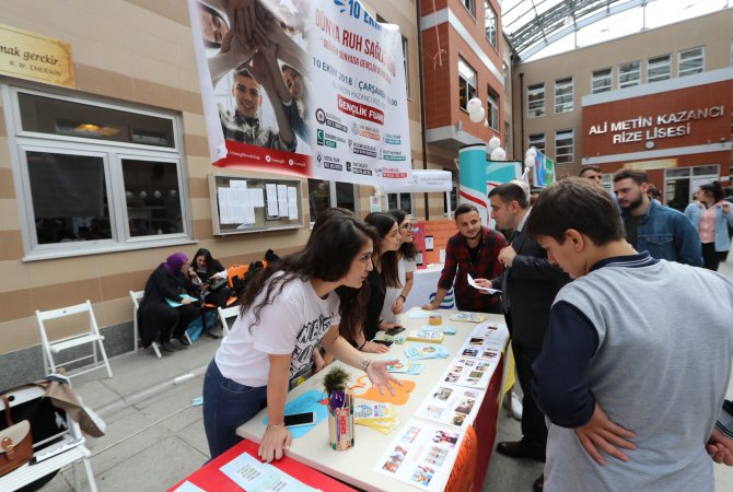 rizede-genclik-fuari-duzenlendi-(28).jpg
