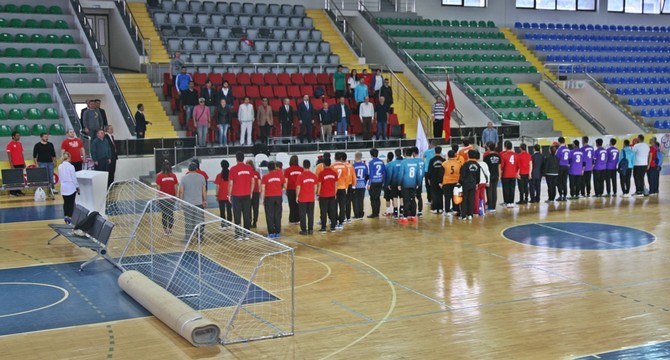 rizede-goalball-musabakalari-basladi-(4).jpg