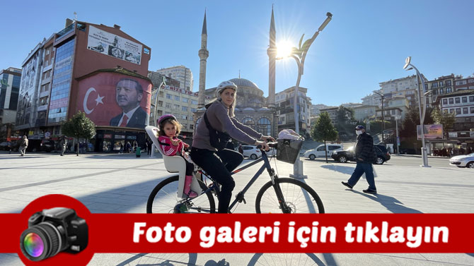 rizede-gorev-yaptigi-okula-bisikletle-giden-beden-egitimi-ogretmeni-nurgul-ozen-ogrencilerine-ornek-oluyor-foto-galeri.jpg