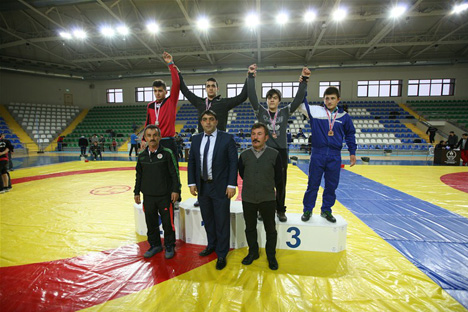 rizede-gures-grup-musabakalari-sona-erdi-2.jpg rizede-gures-grup-musabakalari-sona-erdi-2.jpg