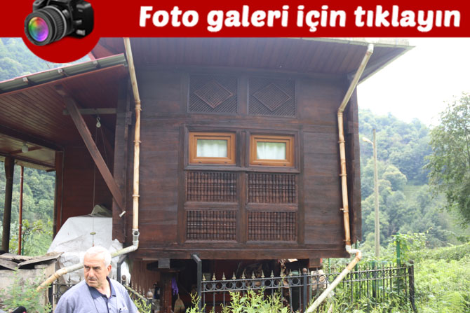 rizede-ilginc-yontem-yaptigi-ahsap-ev-yetmeyince-70-yillik-serenderi-evine-ekledi.jpg
