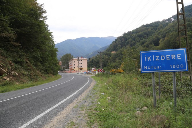 rizede-is-yerlerine-yabanci-isim-verilmeyen-onur-belgeli-ilce-(1).jpg