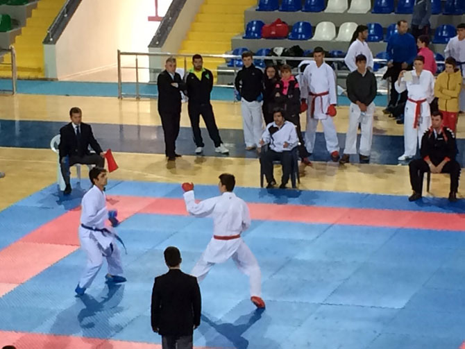 rizede-karate-grup-musabakalari-sona-erdi1.jpg