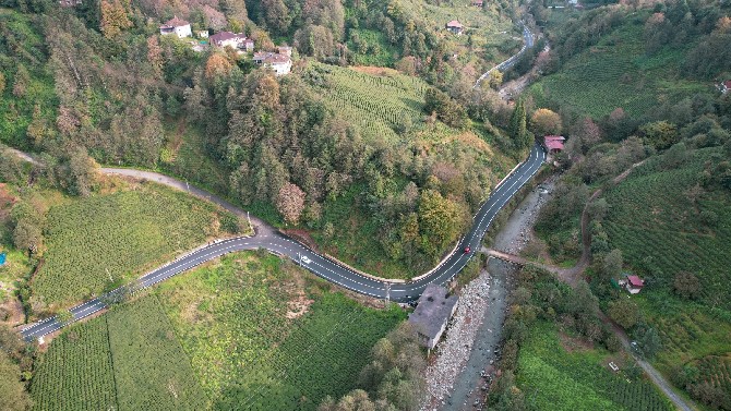 rizede-koy-yollarindaki-buyuk-degisim-devam-ediyor-3.jpg