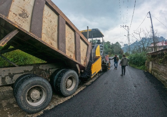 rizede-koy-yollarindaki-buyuk-degisim-devam-ediyor-4.jpg