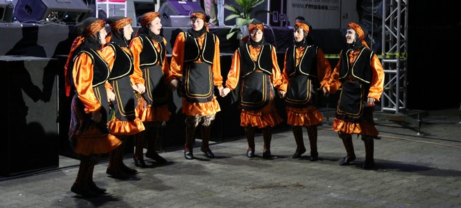 rizede-kultur-ve-sanat-festivali-start-aldi-(2).jpg