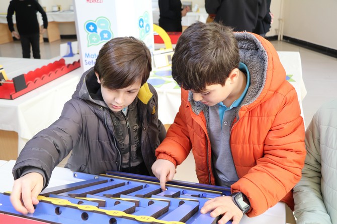 rizede-matematigin-oyunla-ogrenilecegi-mustafa-toptan-matematik-merkezi-acildi-1.jpg
