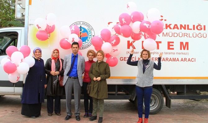 rizede-pembe-balonlarla-konvoy-yapip,-farkindalik-olusturdular-(5).jpg