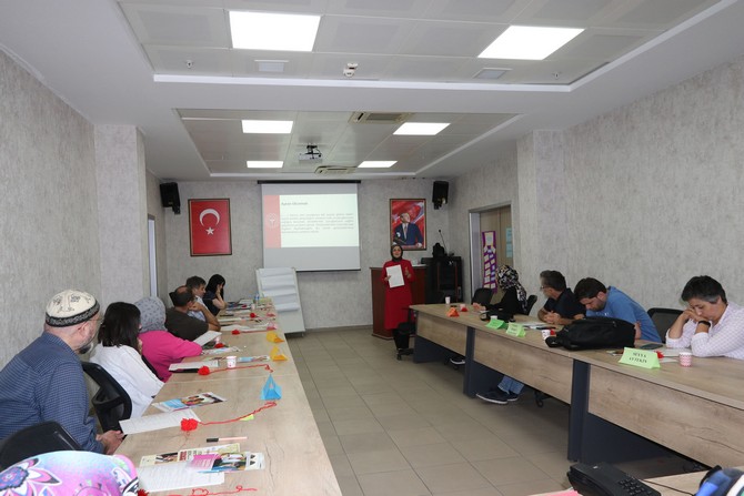 rizede-psikososyal-gelisimini-destekleme-egitimi-duzenlendi-6.jpg