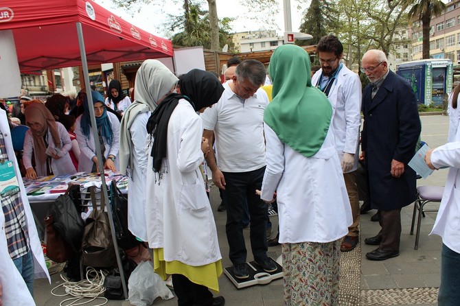 rizede-saglik-haftasi-etkinlikleri-(4).jpg