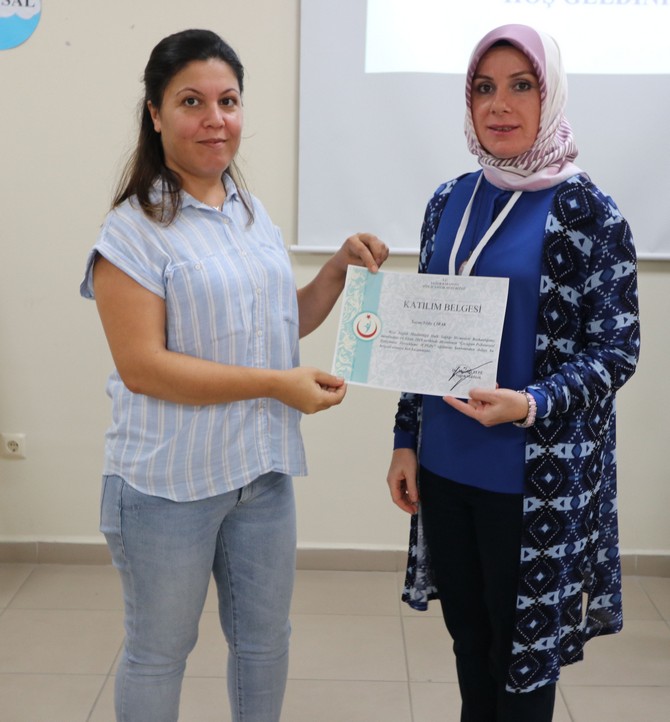 rizede-saglik-personellerine-cpgd-egitimi-(8).jpg