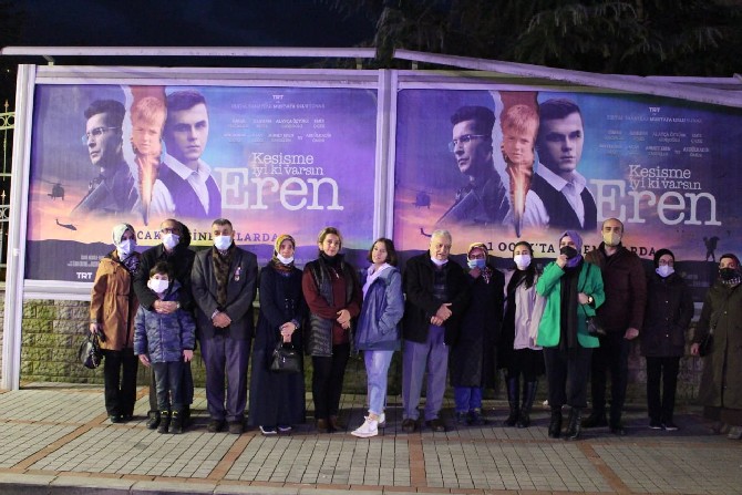 rizede-sehit-aileleri-kesisme-eren-iyi-ki-varsin-filminde-bulustu-1.jpg