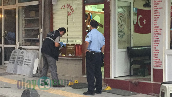 rizede-silahli-kavga-10.jpg rizede-silahli-kavga-10.jpg