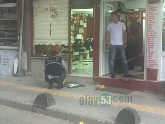 rizede-silahli-kavga-4.jpg rizede-silahli-kavga-4.jpg