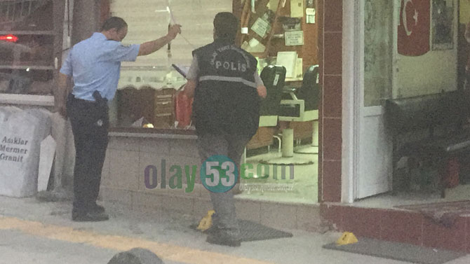 rizede-silahli-kavga-6.jpg rizede-silahli-kavga-6.jpg