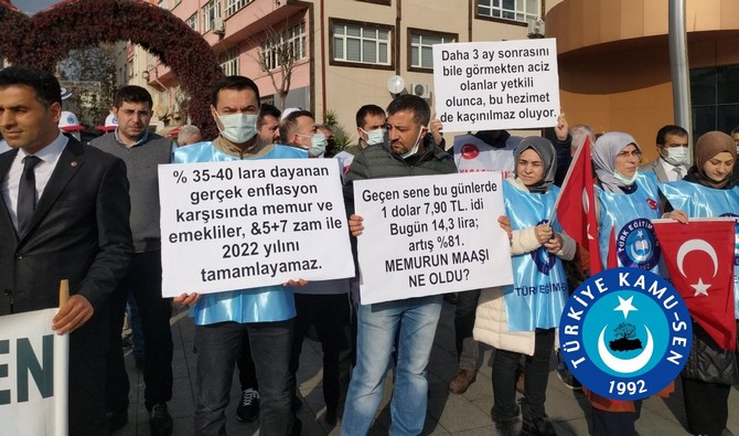 rizede-turkiye-kamu-sene-bagli-sendika-uyeleri-eylem-yapti-bordro-yakan-memurlar-maaslarinin-enflasyon-karsisinda-eridigini-savundu-ek-zam-istedi-7.jpg