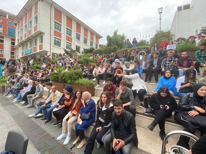 rizede-universite-ogrencileri-guc-sende-biz-de-yaninda-etkinliginde-bulustu-12.jpg