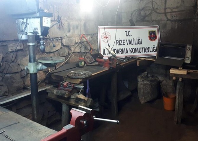 rizede-uyusturucu-operasyonu-(3)-005.jpg