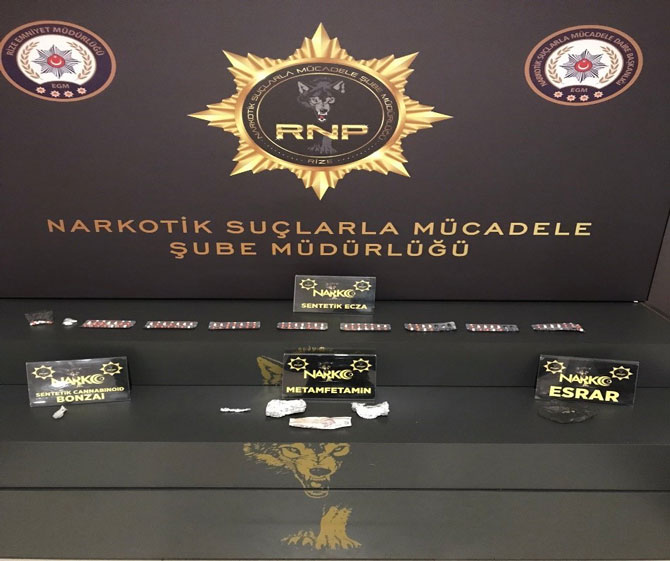 rizede-uyusturucu-operasyonunda-3-zanli-tutuklandi.jpg