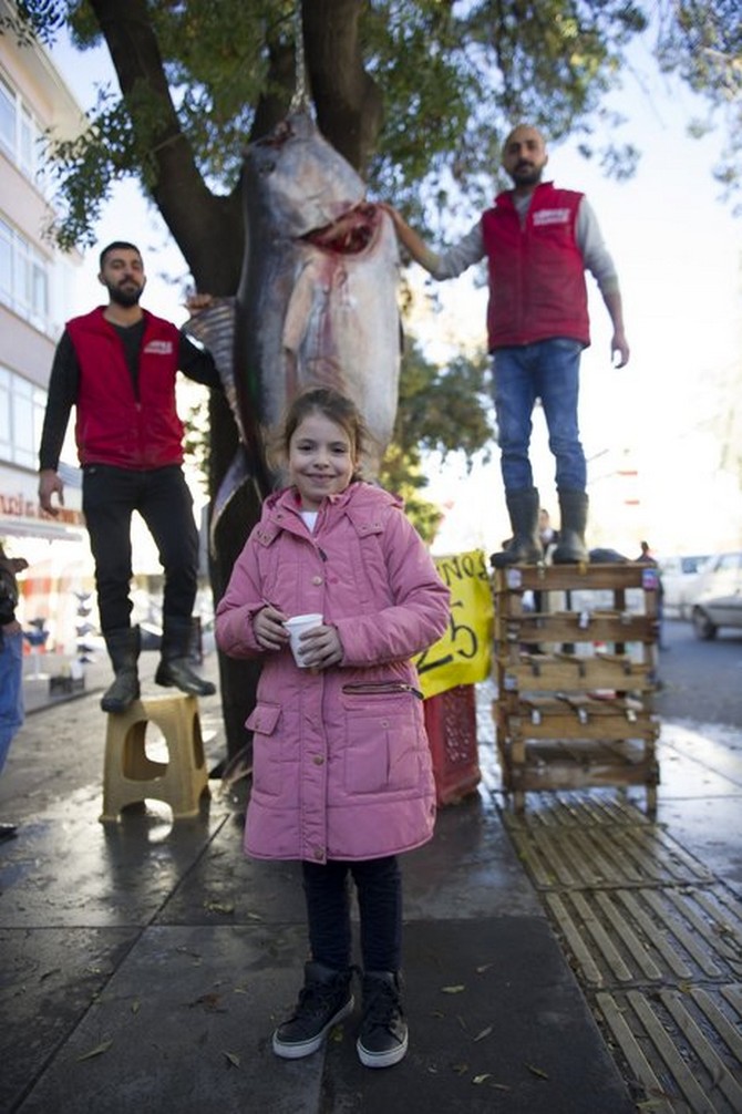 rizede-yakalandi,-ankarada-satisa-sunuldu-tam-391-kilo-(8).jpg