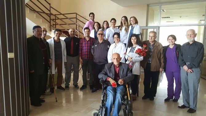 rizede-yasli-hastalar-ziyaret-edildi-(3).jpg