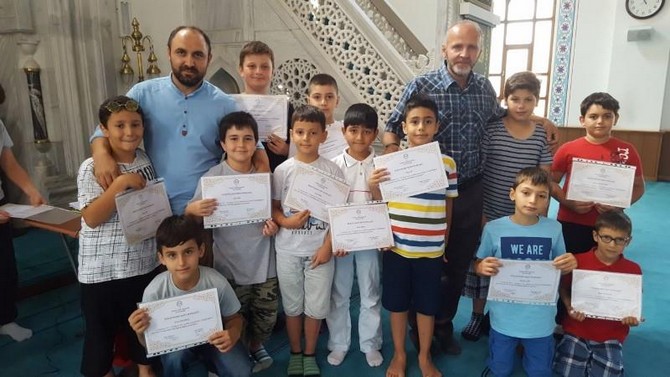 rizede-yaz-kur’an-kurslari-sona-erdi-(14).jpg
