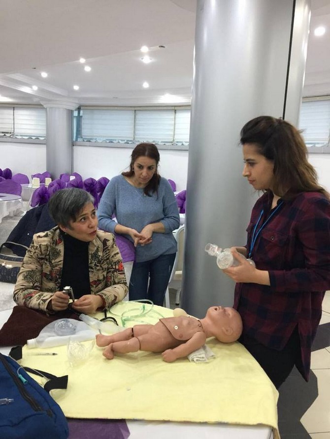 rizede-yenidogan-canlandirma-egitim-programi-duzenlendi-(5).jpg
