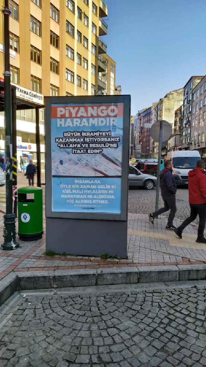 rizeli’nin-piyango-bileti-piyango-haramdir.-buyuk-ikramiye-kazanmak-istiyorsaniz-allah-ve-resulune-itaat-edin-(12).jpg