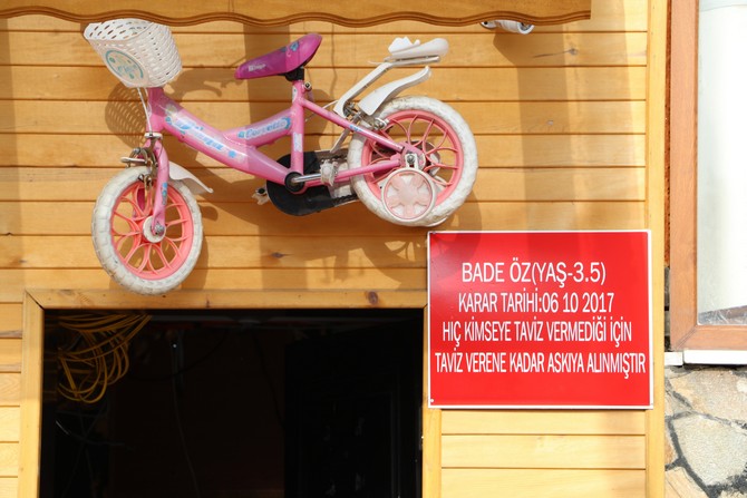 rizeli-esnaftan-okulda-basarisiz-olan-yegenlerine-bisiklet-cezasi-(3).jpg