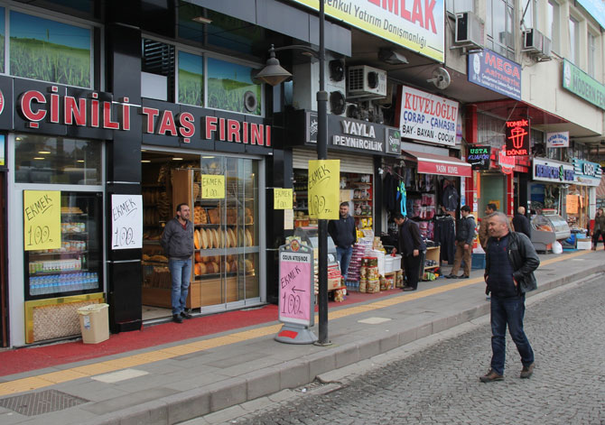 rizeli-firincilar-bakan-celik’i-hakli-cikardi-1.jpg rizeli-firincilar-bakan-celik’i-hakli-cikardi-1.jpg