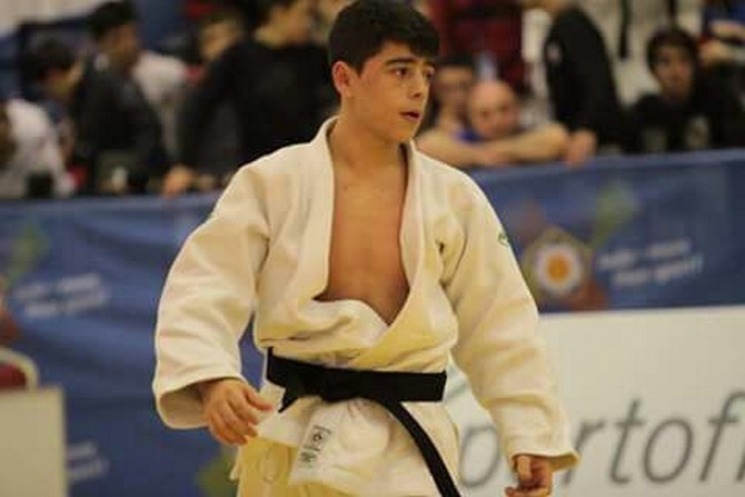rizeli-judocular-avrupa-kupasinda-kursude-(2).jpg