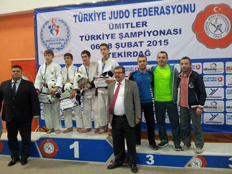 rizeli-judocular-umit-verdi-4.jpg rizeli-judocular-umit-verdi-4.jpg