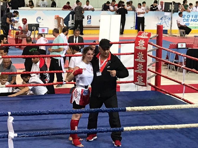 rizeli-kick-bokscular-erzurum’da-duzenlenen-turkiye-kick-boks-sampiyonasinda-2’si-altin-7-madalya-kazandi-(4).jpg