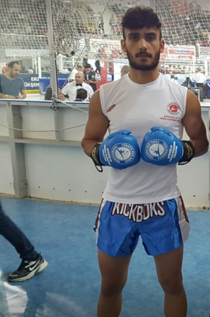 rizeli-kick-bokscular-erzurum’da-duzenlenen-turkiye-kick-boks-sampiyonasinda-2’si-altin-7-madalya-kazandi-(9).jpg