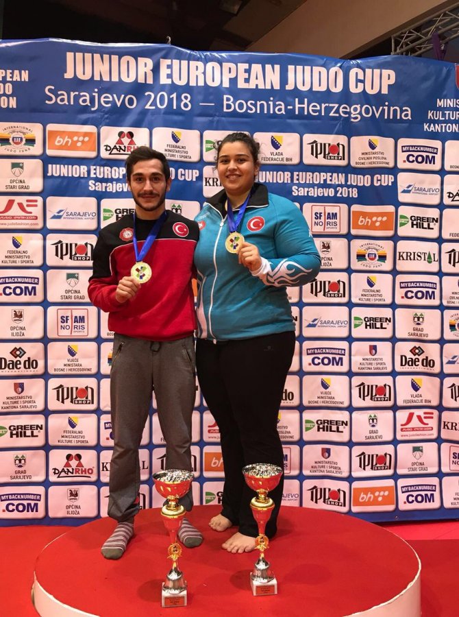 rizeli-milli-judocular-kubranur-esir-ve-oguzhan-ozisik,-bosna-hersekte-sona-eren-avrupa-gencler-judo-kupasinda-avrupa-sampiyonu-oldu.2.jpg