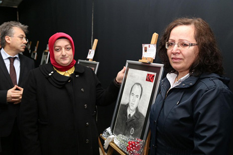 rizeli-ressamlar-rizeli-sehitlerin-resimlerini-cizdi6.jpg