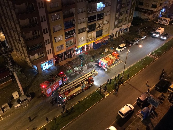 rizenin-cayeli-ilcesinde-dun-gece-cikan-yangin-korku-dolu-anlarin-yasanmasina-neden-oldu-2.jpg