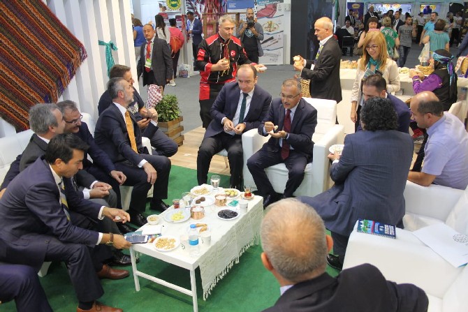 rizenin-tescilli-urunleri-ankarada-cografi-isaretli-urunler-zirvesi’nde-gorucuye-cikti-(1).jpg