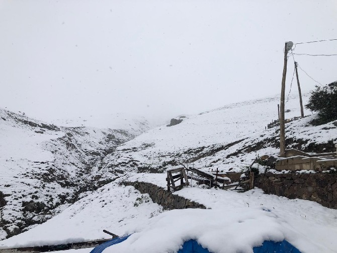 rizenin-yuksek-kesimlerine-kar-dustu-4.jpg