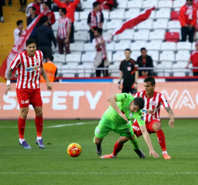 rizespor-antalyaspor-(4)-002.jpg