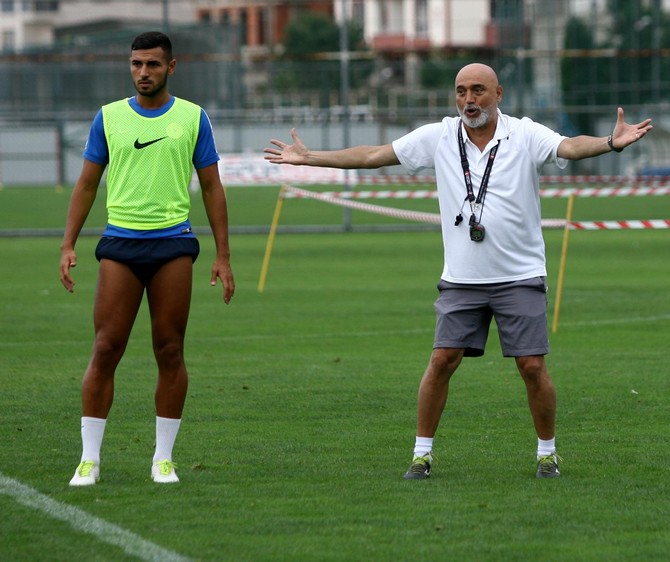 rizespor-antrenman-(2)-009.jpg