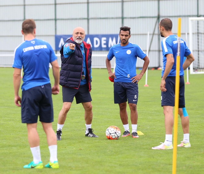 rizespor-antrenman-(5)-002.jpg