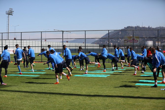 rizespor-antrenman-(6)-010.jpg