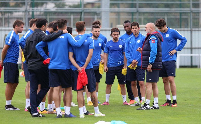 rizespor-antrenman-(8)-001.jpg