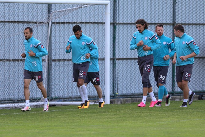 rizespor-antrenman-(8).jpg