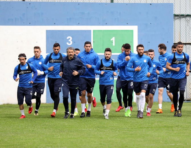 rizespor-antrenmani-(1)-017.jpg